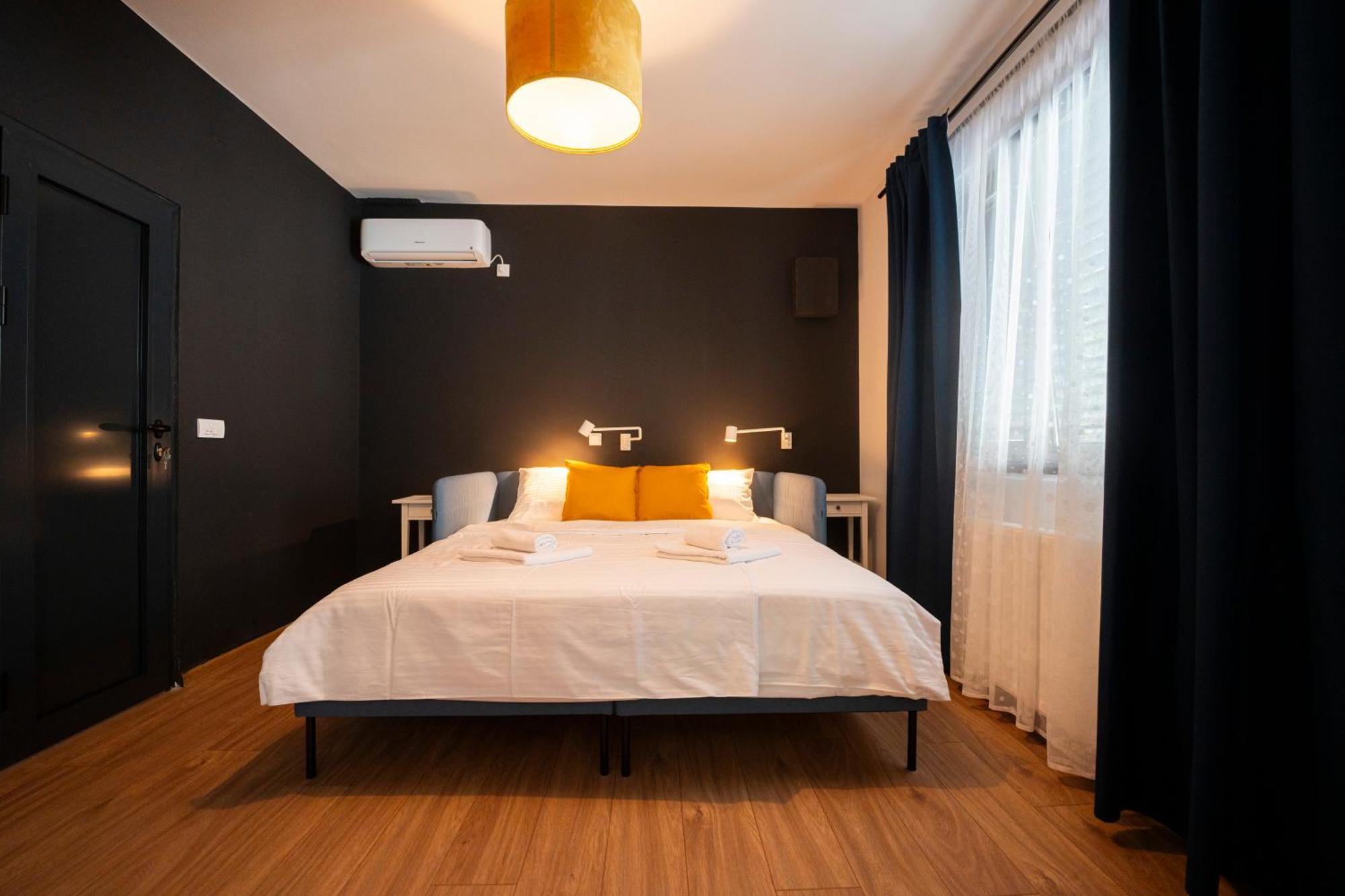 Cozy Nook B&B - Free Private Parking ノヴィ・サド エクステリア 写真