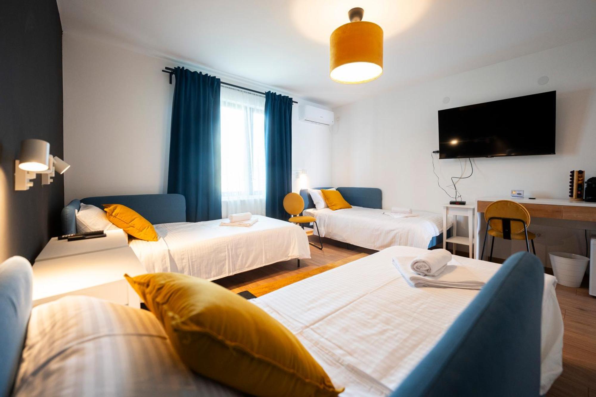 Cozy Nook B&B - Free Private Parking ノヴィ・サド エクステリア 写真